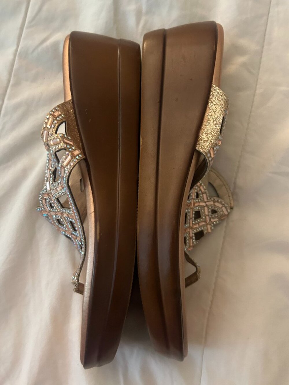 GOLD METALLIC SANDALS - Picture 4 of 6